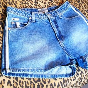 Vintage 90s denim jean shorts